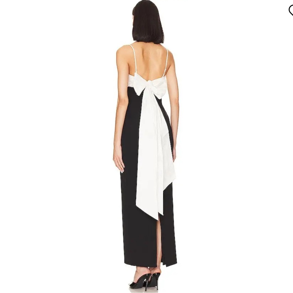 Chic Backless Black and Cream Dress